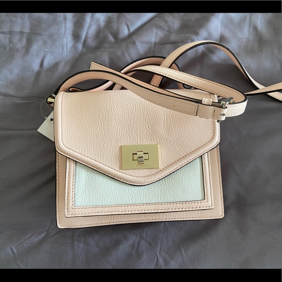 Kate Spade purse - Picture 1 of 1